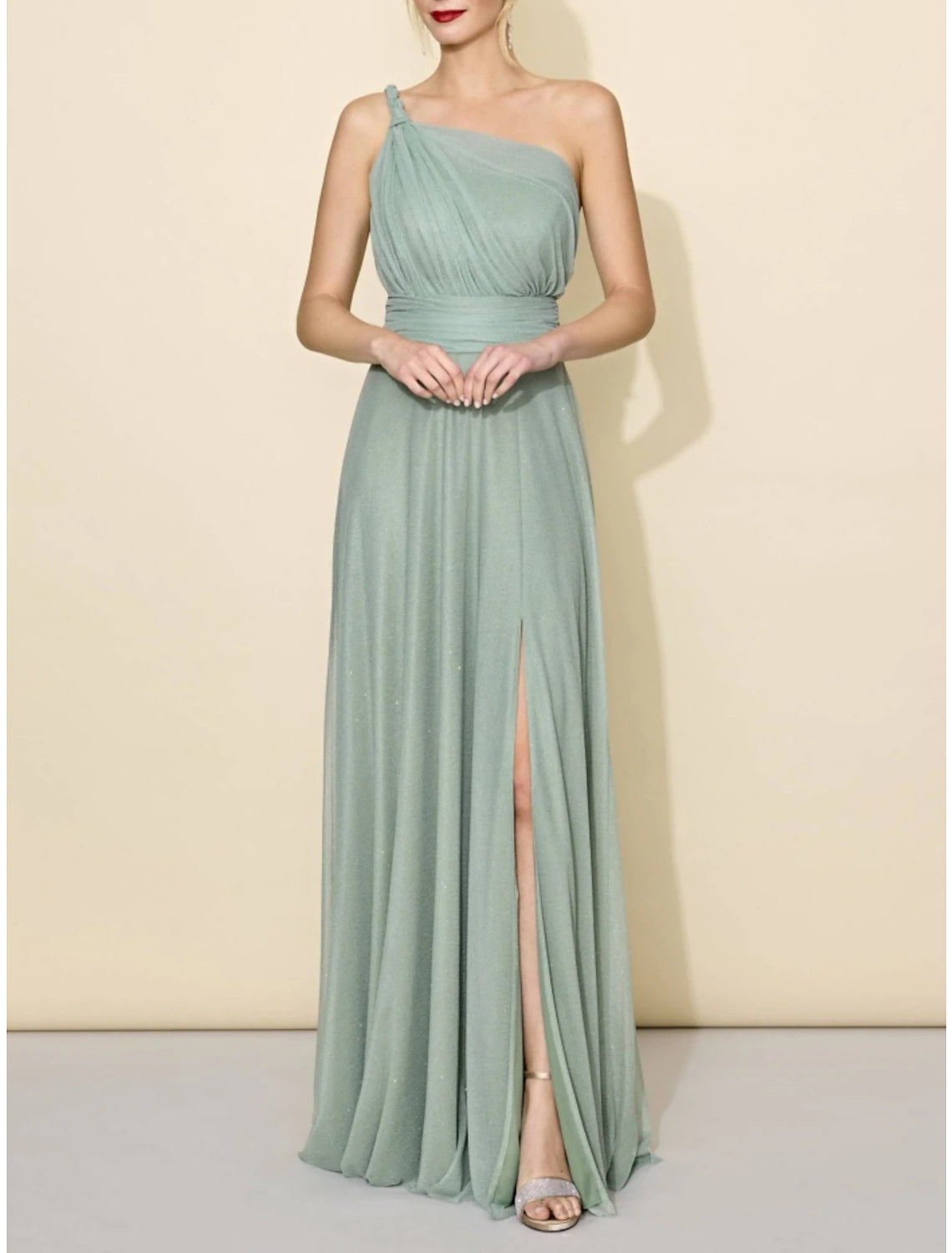 Wholesa A-Line Bridesmaid Dress One Shoulder Sleeveless Elegant Floor Length Tulle with Split Front / Ruching